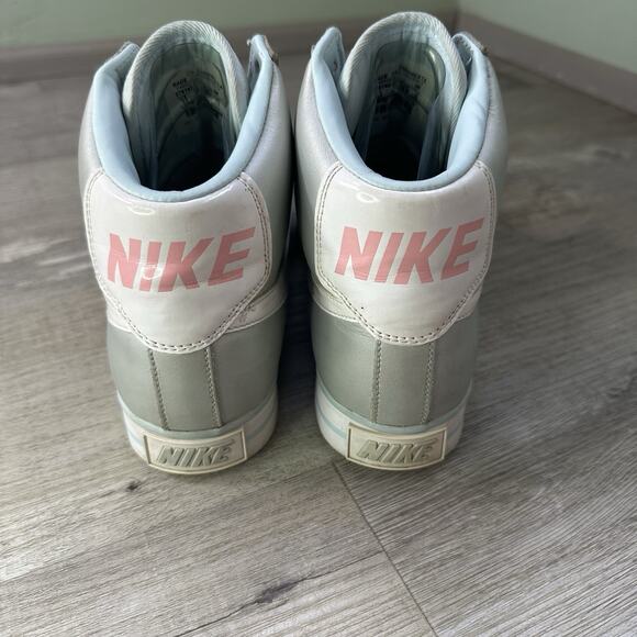 Nike High Top Light Blue White Pink Athletic Sneakers 6Y EU 38.5 main image 6